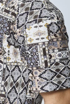 T-shirt à motif fleuri