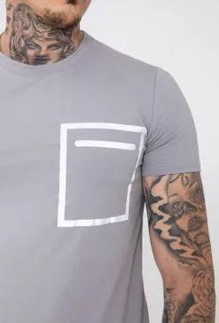 T-shirt à motif réfléchissant