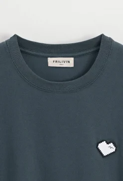 T-shirt uni à coeur