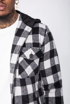 Veste à capuche avec motifs à carreaux