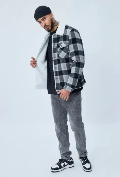 Veste à carreaux avec col mouton
