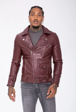 Veste avec ceinture