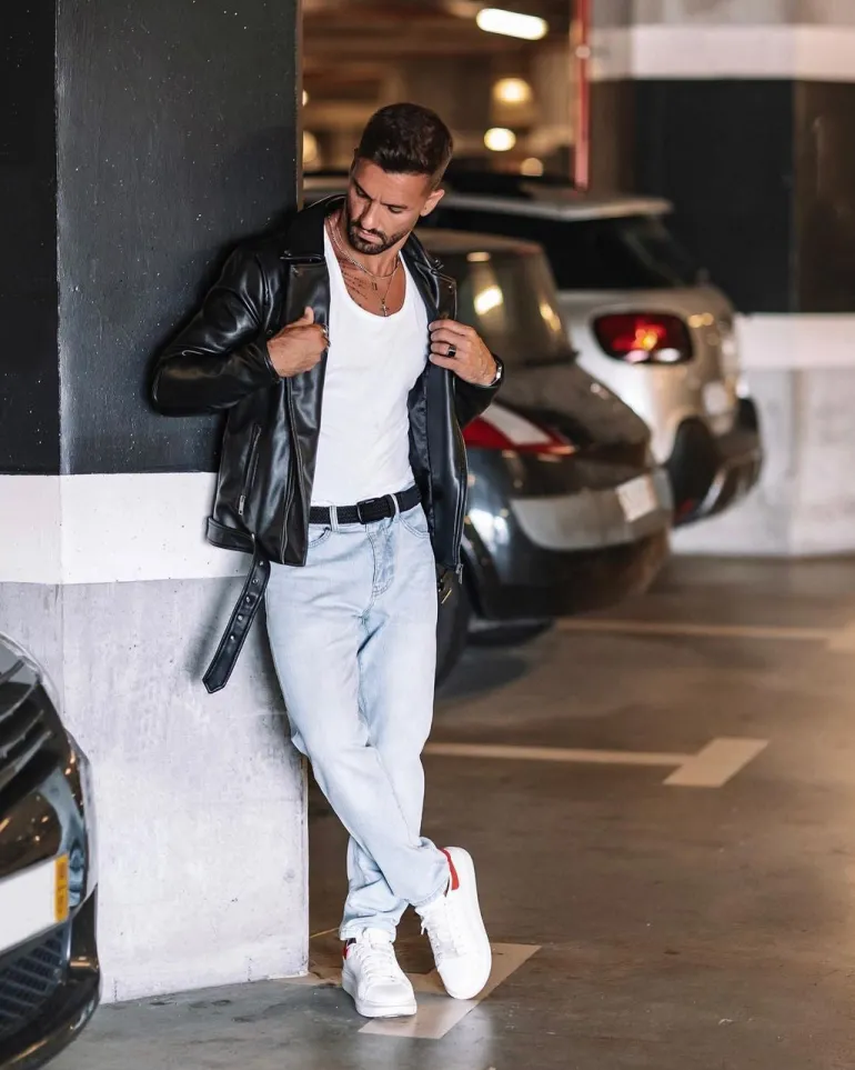 Veste avec ceinture