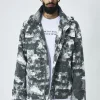 Veste coupe-vent camouflage à capuche